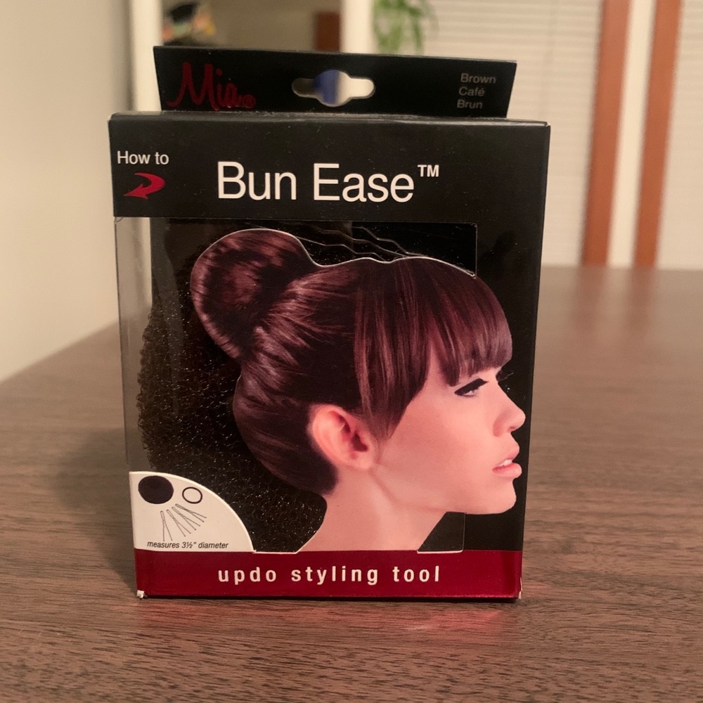 Bun updo styling tool